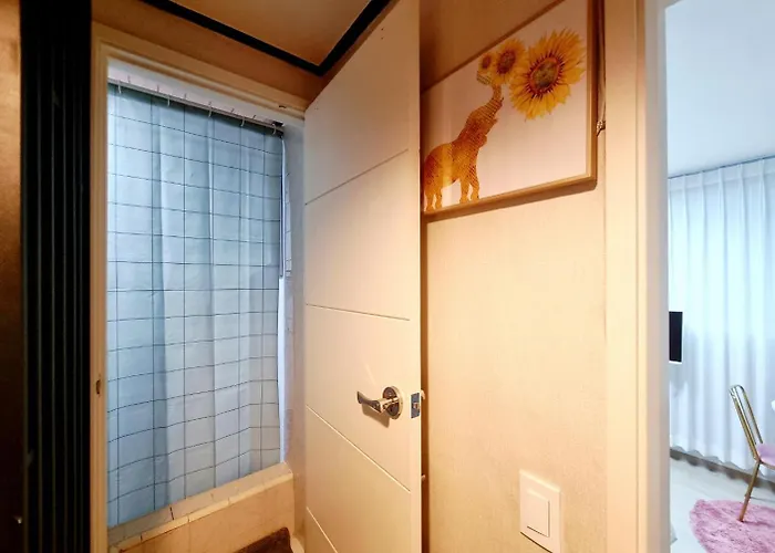 Apartamento Cozy Mangwon 5minutes,super Station Area Seúl